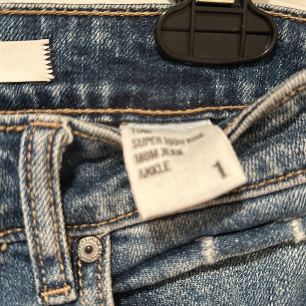 Jeans - Picture 3 of 3